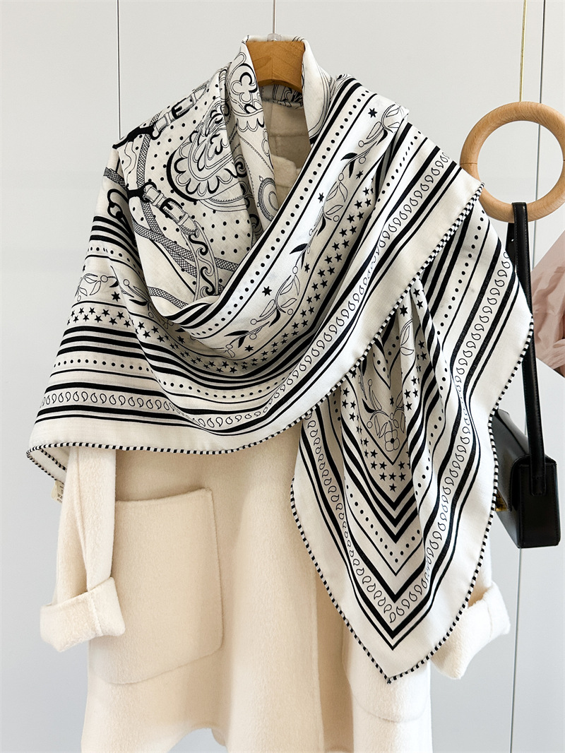Silk Wool Blend Scarf 135CM Lu - Winter Clothing Hong Kong 评论和价格