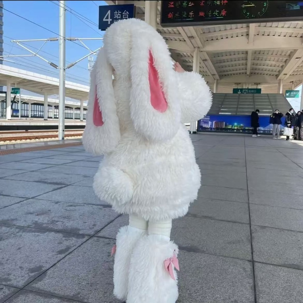 Winter Cartoon Girl Fluffy Swe - Winter Clothing Gift Ideas 评论和价格
